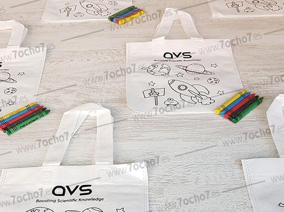 Bolsa infantil para colorear + pinturas